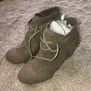 New Directions Wedges